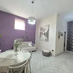 Tommy's Apartment Pompei