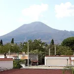 Tommy's Apartment Pompei