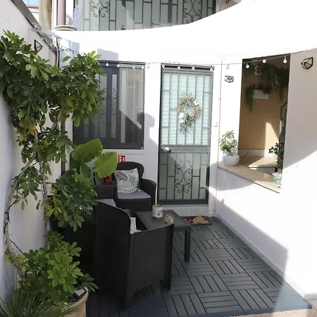 Tommy's Apartament Pompeja